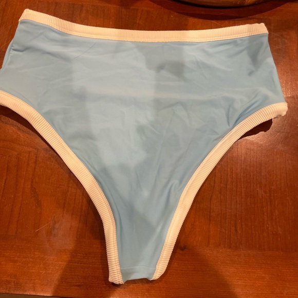 Aerie High waisted Cheeky women’s bathing suit bottoms. Size Large. NWOT - Picture 4 of 10